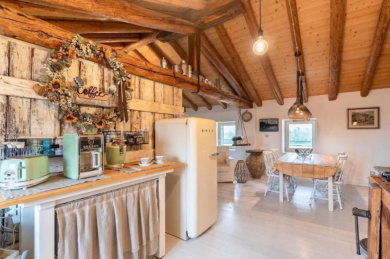Appartamento Dori’s Home , romantico loft Maser